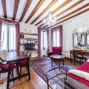 Appartement Biennale, Venetië