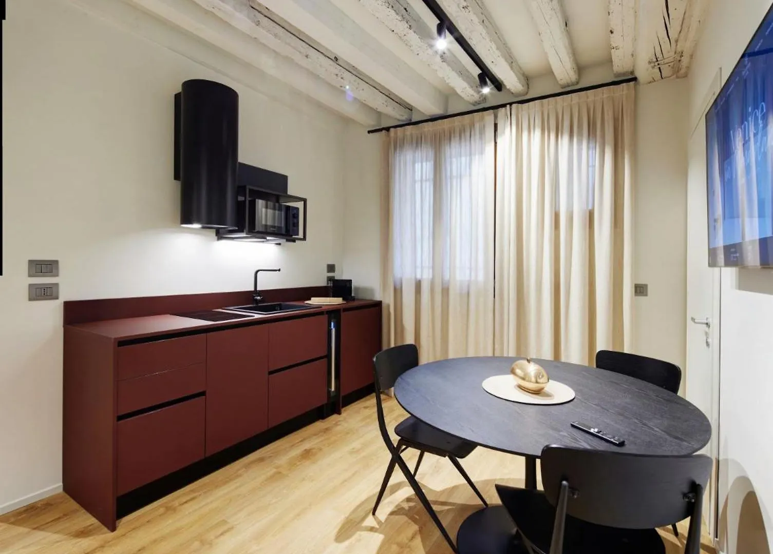 Palazzina Riva Apartment Venice Italy